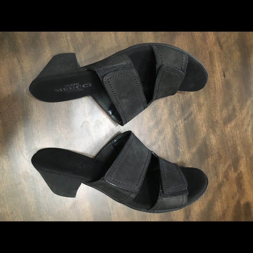 Sesto Meucci Italian wedge sandals